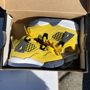 Toddlers Jordan 4 Retros